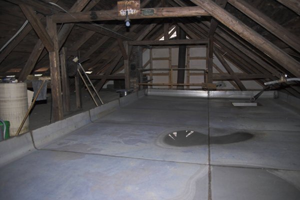 File:Singen Kuehlschiff bild1.jpg